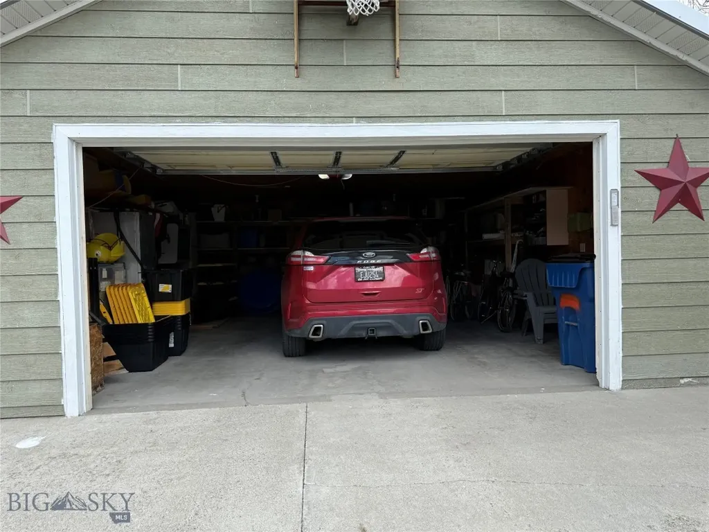 119 E 9th Big Timber MT 59011
