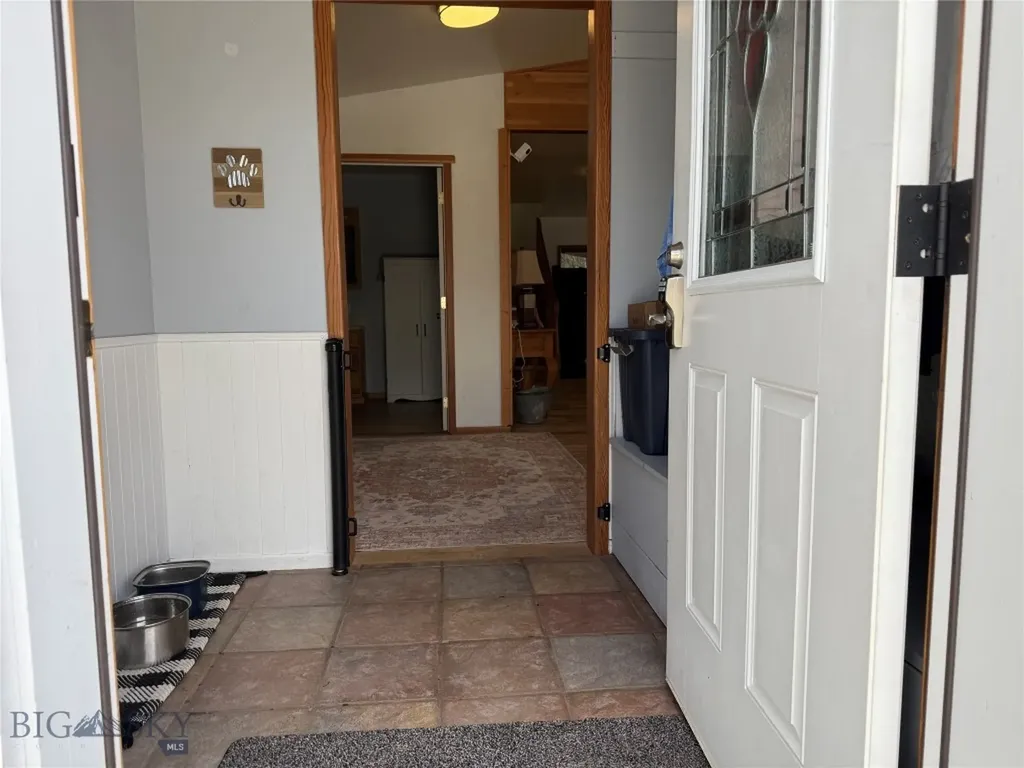 119 E 9th Big Timber MT 59011
