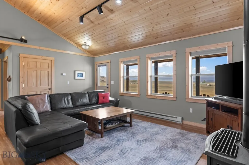 60 Wapiti Road Whitehall MT 59759