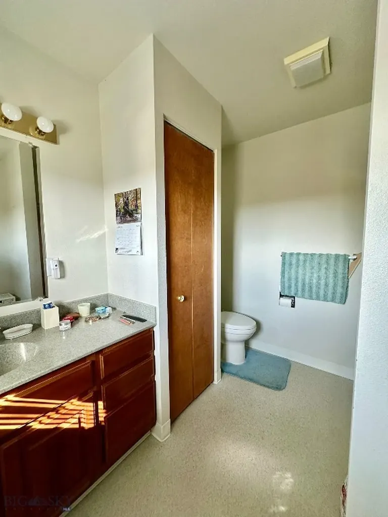 369 Mount Highway 300 Ryegate MT 59074