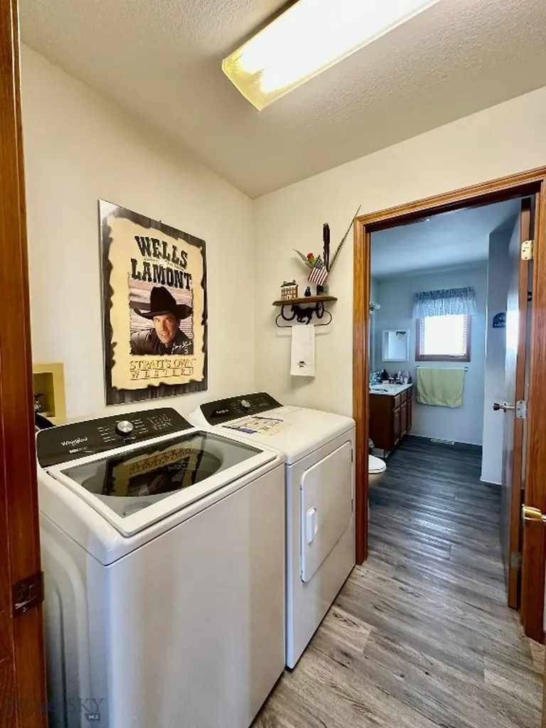 369 Mount Highway 300 Ryegate MT 59074