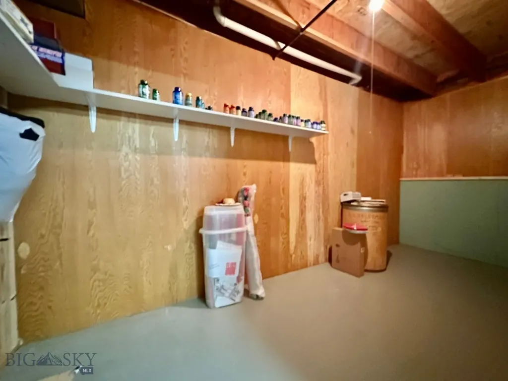 369 Mount Highway 300 Ryegate MT 59074
