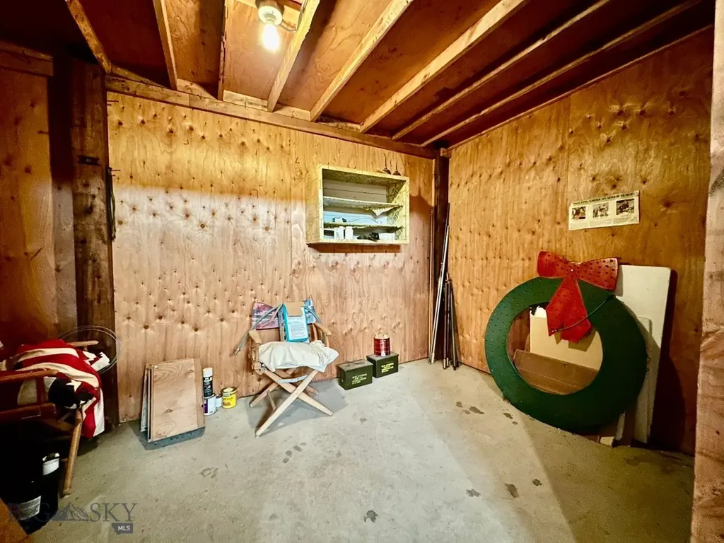 369 Mount Highway 300 Ryegate MT 59074