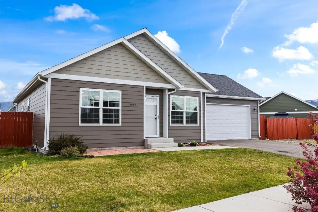 1009 Falcon Ridge Boulevard Belgrade MT 59714