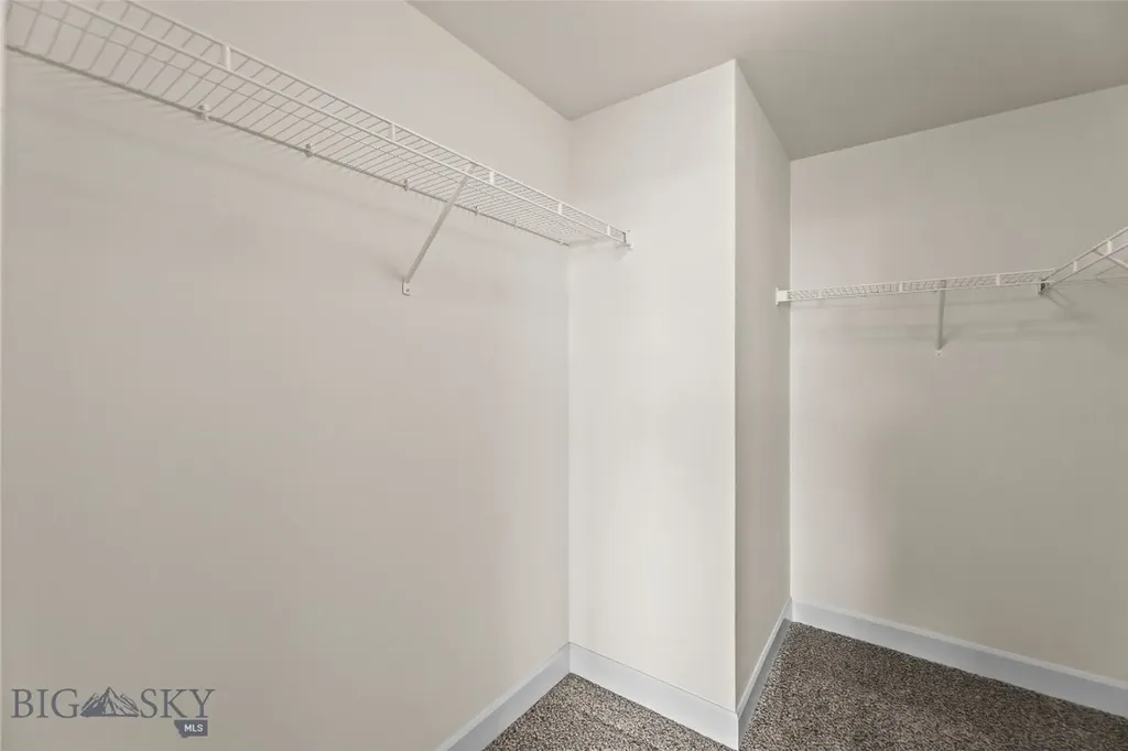 1009 Falcon Ridge Boulevard Belgrade MT 59714