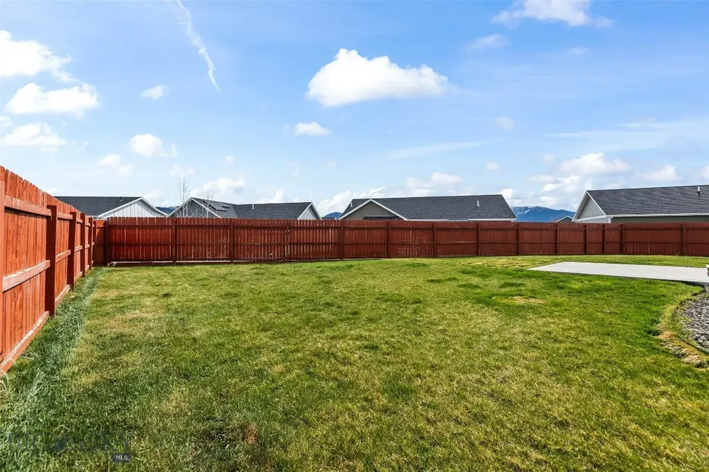 1009 Falcon Ridge Boulevard Belgrade MT 59714