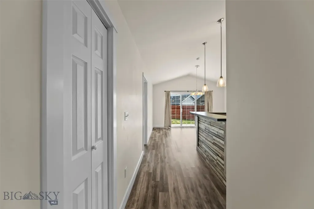 1009 Falcon Ridge Boulevard Belgrade MT 59714