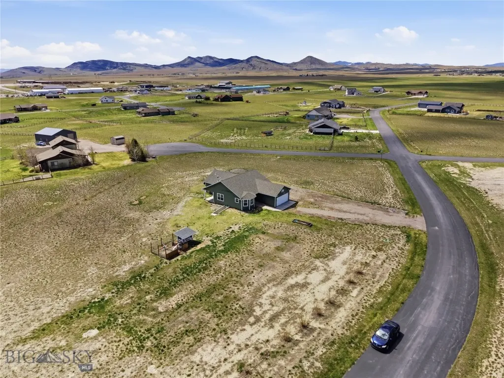 59 Starview Three Forks MT 59752