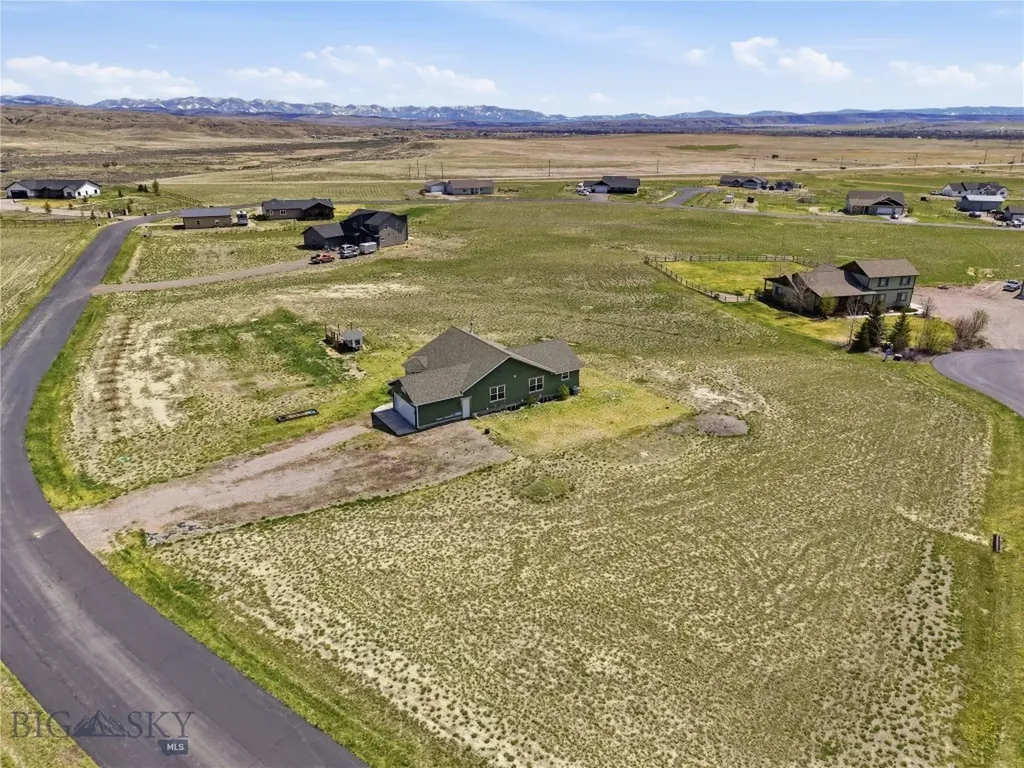 59 Starview Three Forks MT 59752