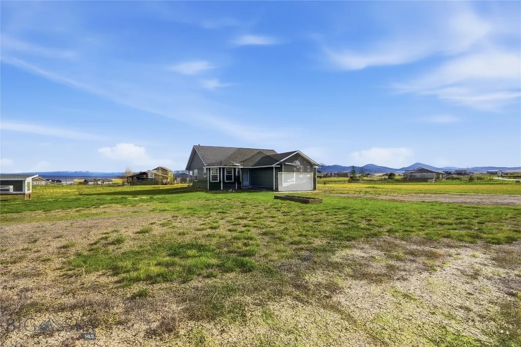 59 Starview Three Forks MT 59752