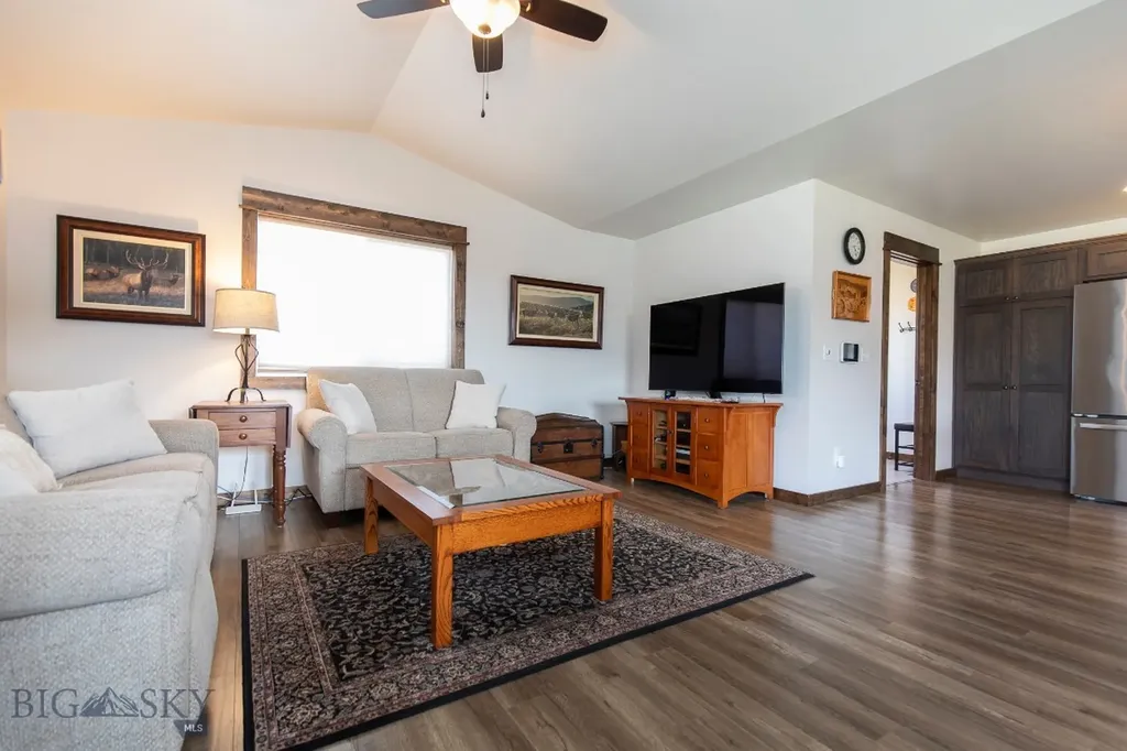 1402 Powers Belgrade MT 59714
