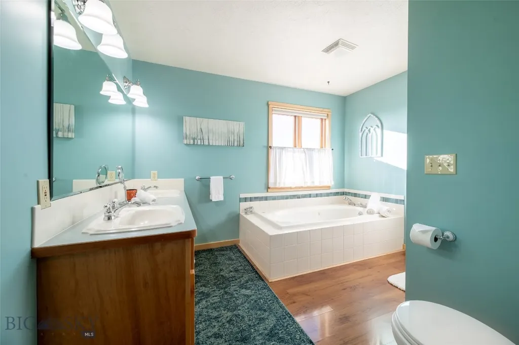 6866 And 6868 Sherman Drive Belgrade MT 59714
