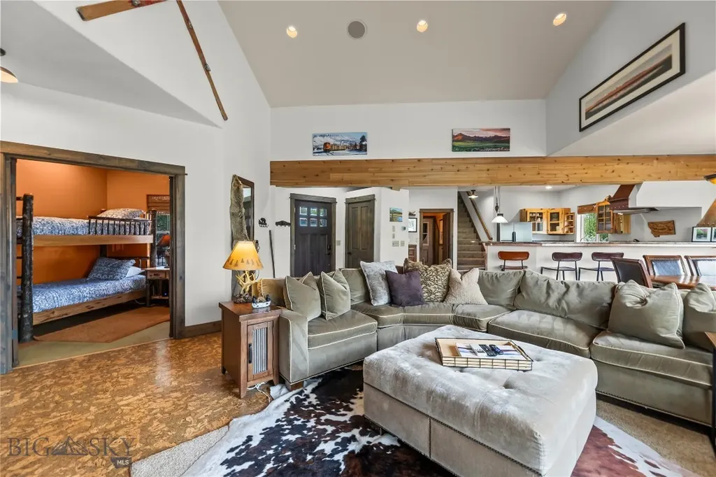 213 Little Creek Bend Livingston MT 59047