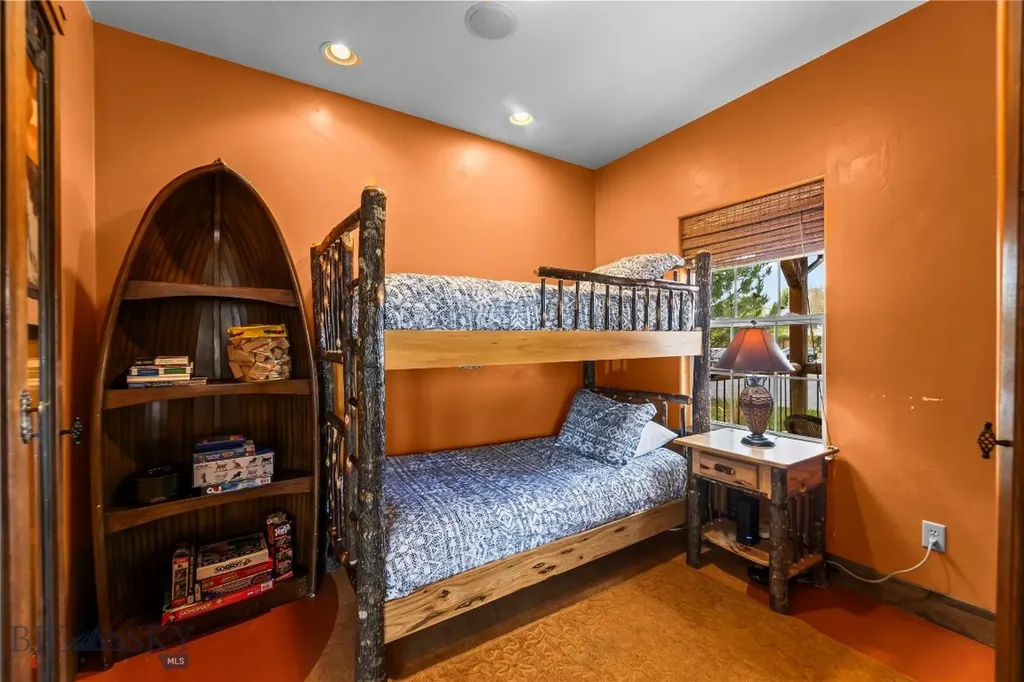 213 Little Creek Bend Livingston MT 59047
