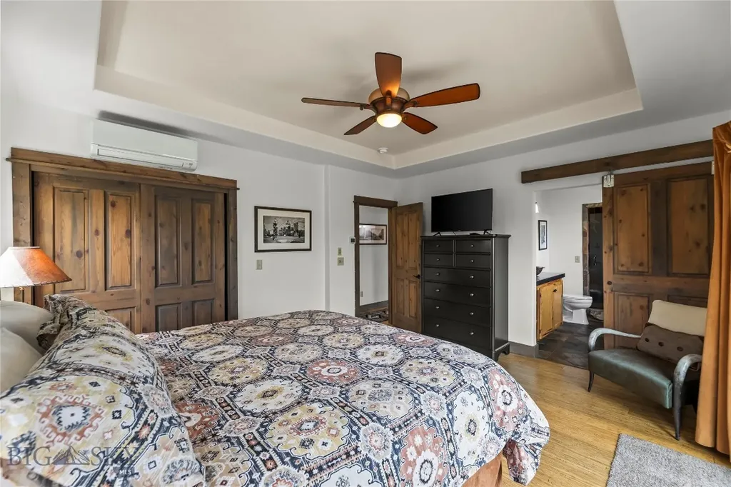 213 Little Creek Bend Livingston MT 59047
