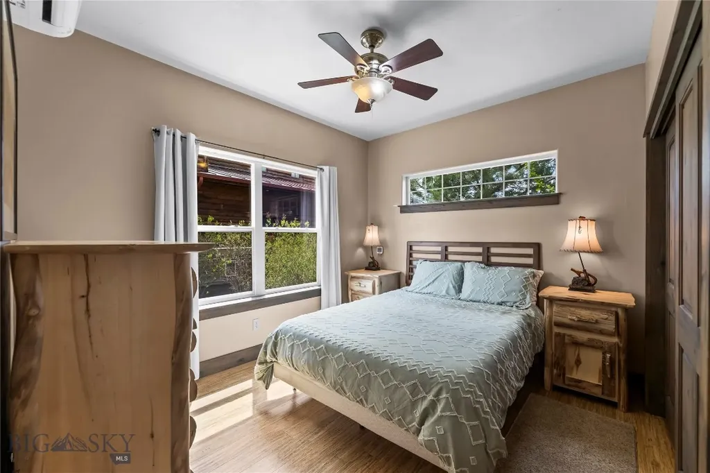 213 Little Creek Bend Livingston MT 59047