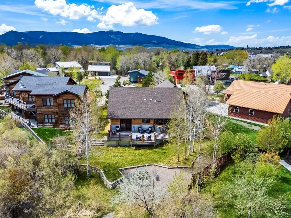 213 Little Creek Bend Livingston MT 59047