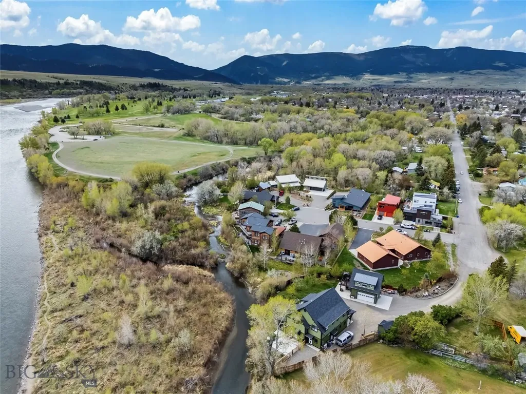 213 Little Creek Bend Livingston MT 59047