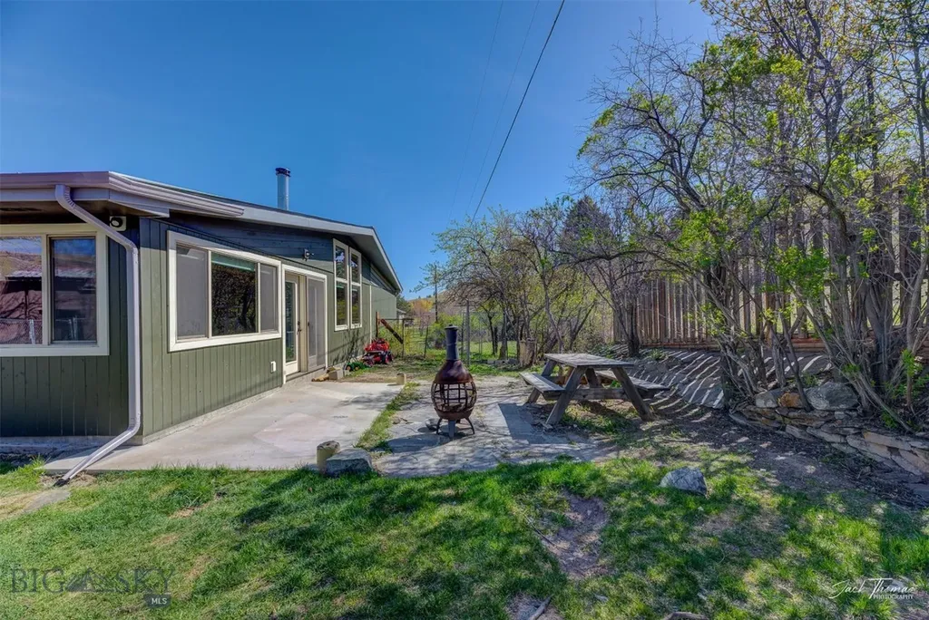 3925 W Us Highway 12 Helena MT 59601