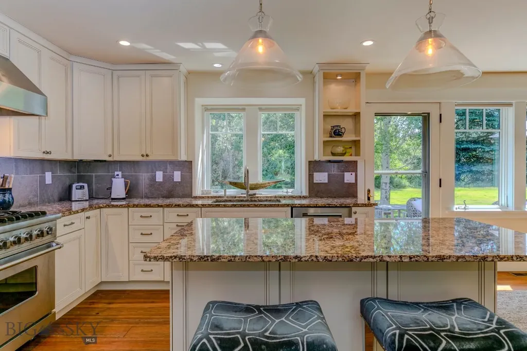 30 Gardner Park Bozeman MT 59715