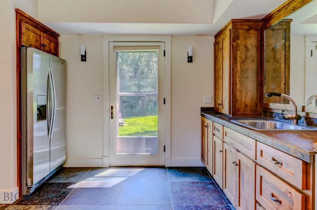 30 Gardner Park Bozeman MT 59715