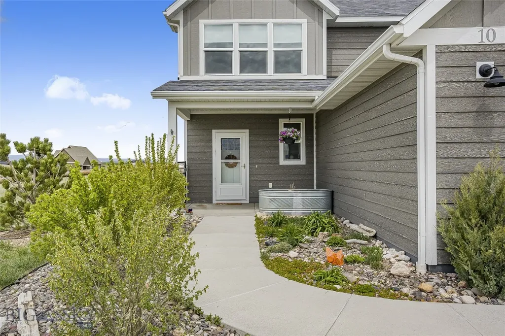 10 Amber Way Three Forks MT 59752