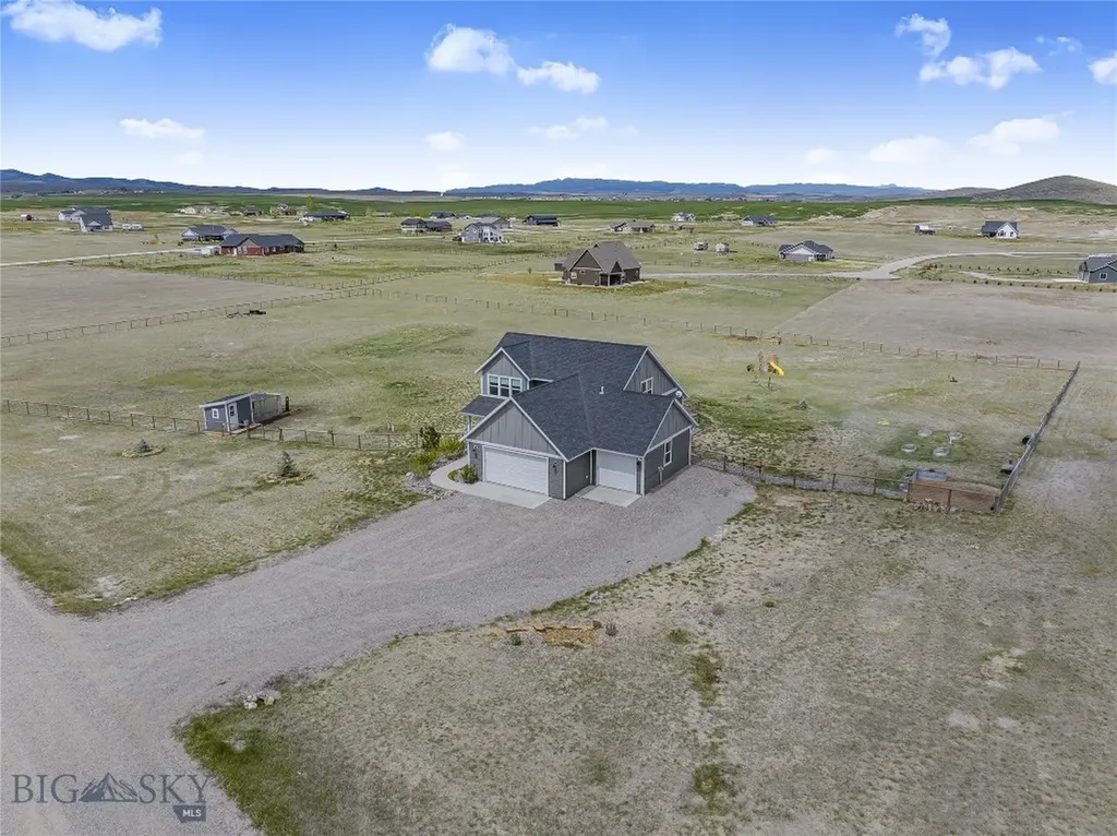 10 Amber Way Three Forks MT 59752