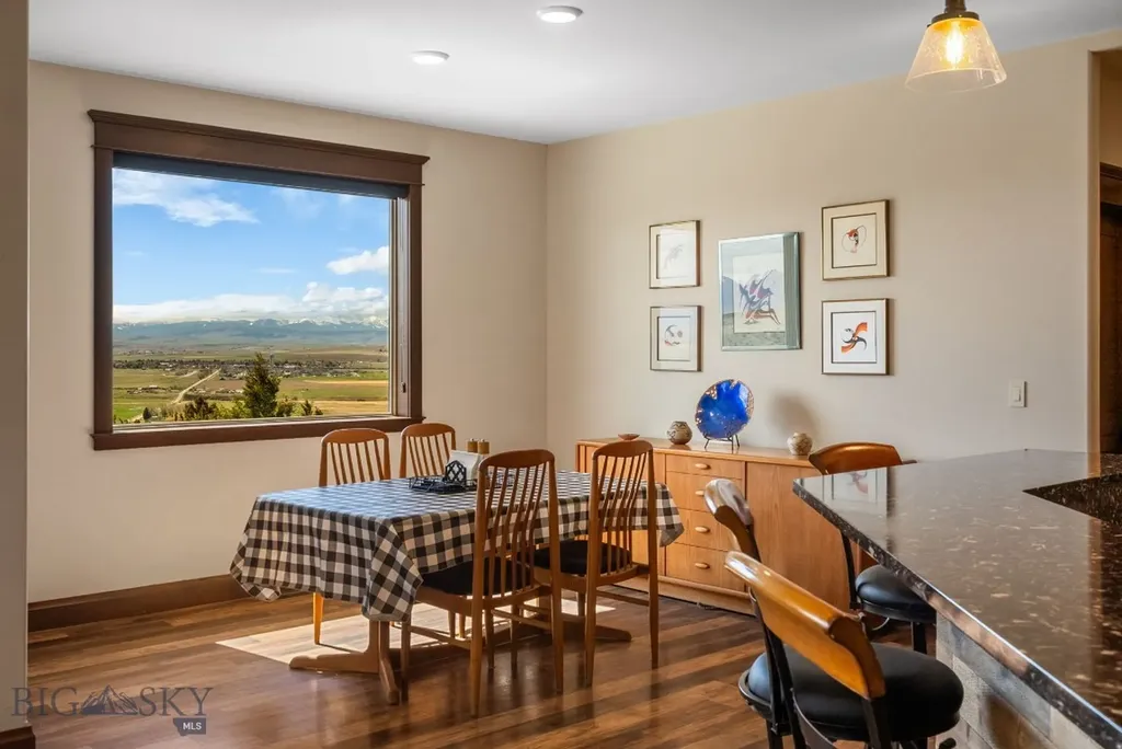 100 Saddle Ridge Manhattan MT 59741