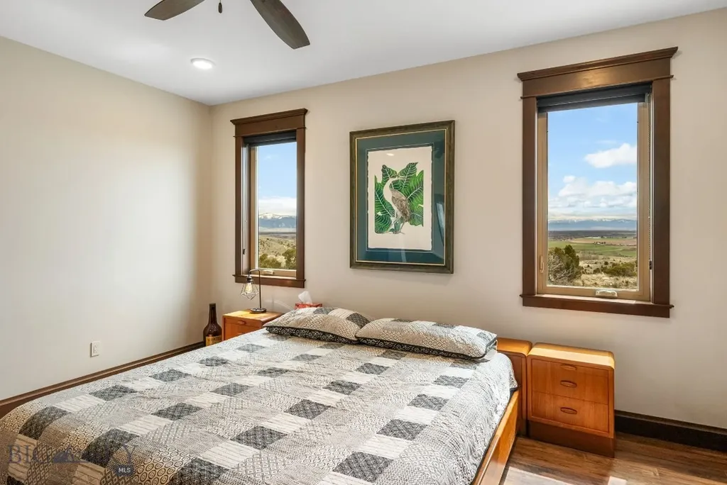 100 Saddle Ridge Manhattan MT 59741