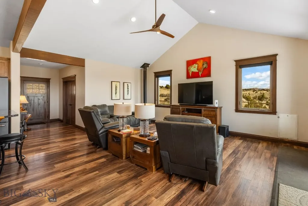 100 Saddle Ridge Manhattan MT 59741