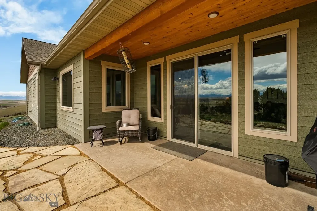 100 Saddle Ridge Manhattan MT 59741