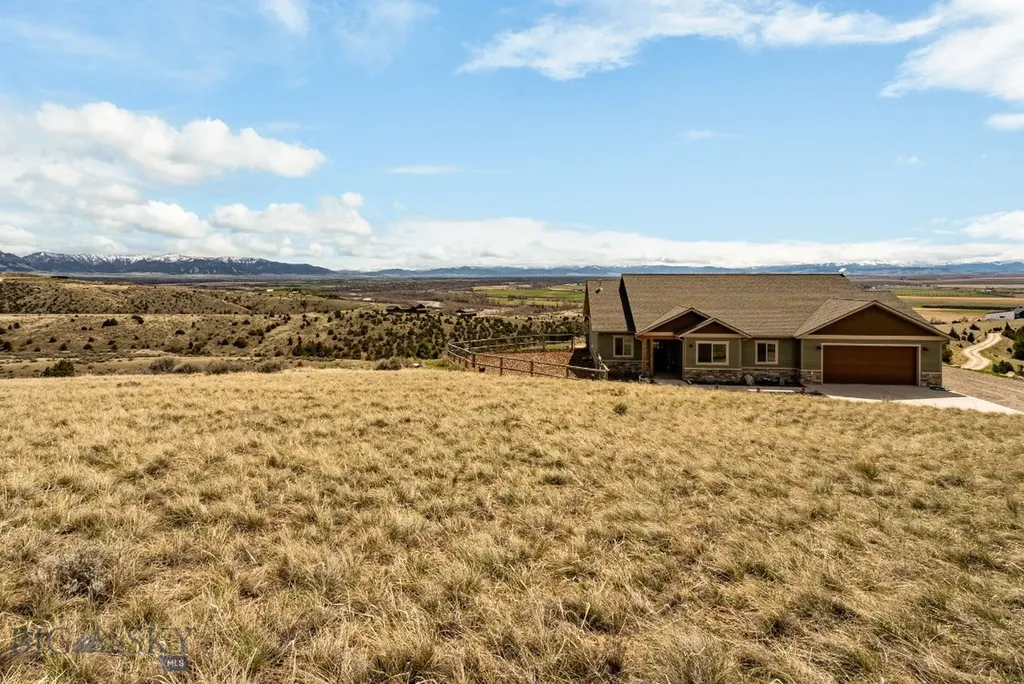 100 Saddle Ridge Manhattan MT 59741