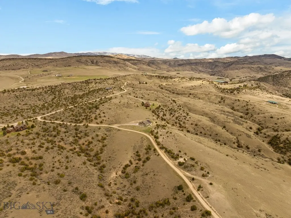 100 Saddle Ridge Manhattan MT 59741