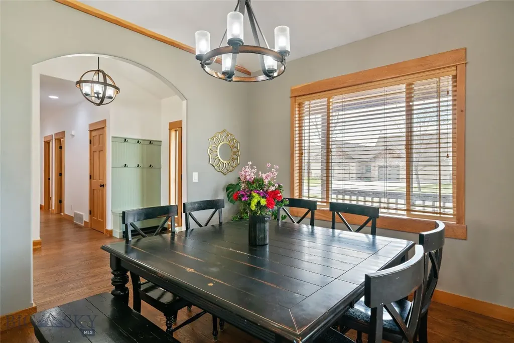 16 Harvester Lane Belgrade MT 59714