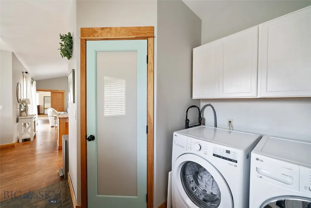 16 Harvester Lane Belgrade MT 59714