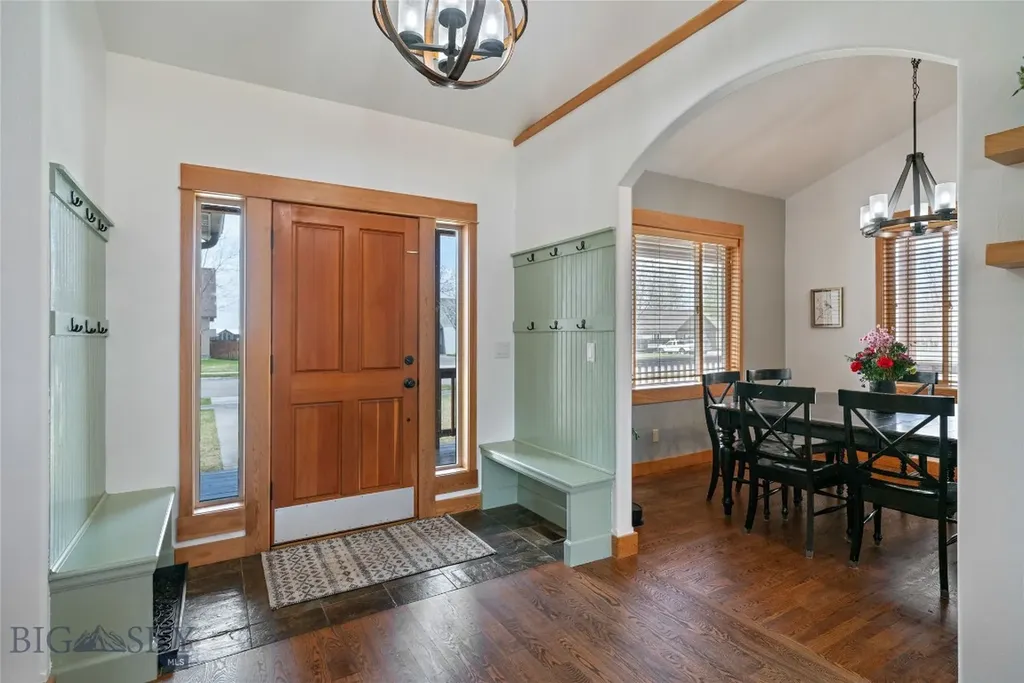 16 Harvester Lane Belgrade MT 59714