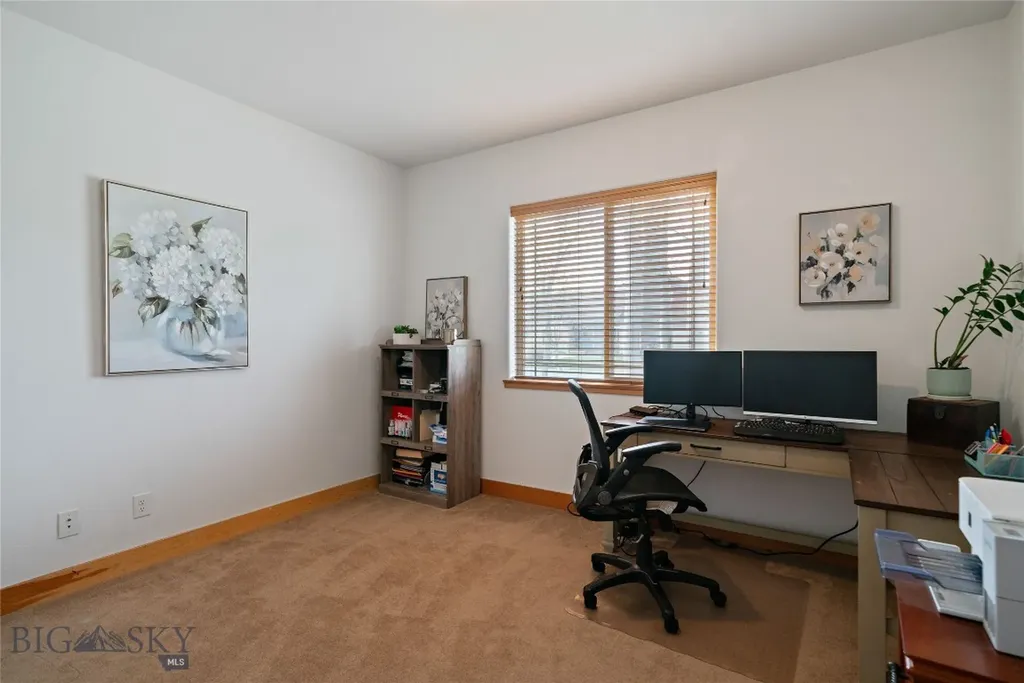16 Harvester Lane Belgrade MT 59714