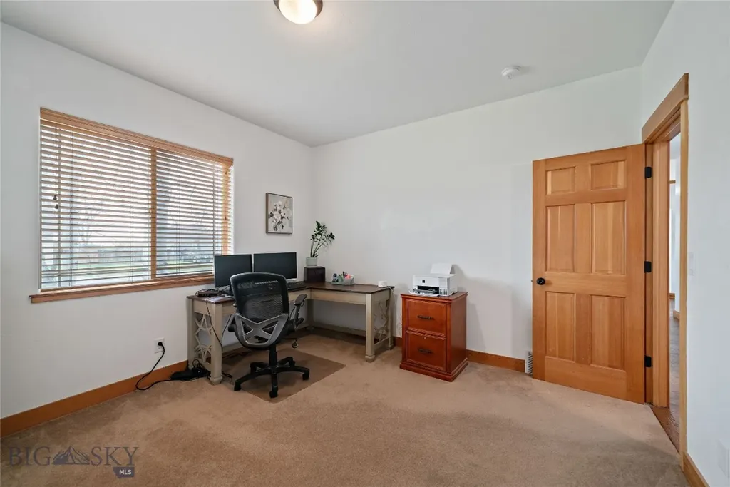 16 Harvester Lane Belgrade MT 59714