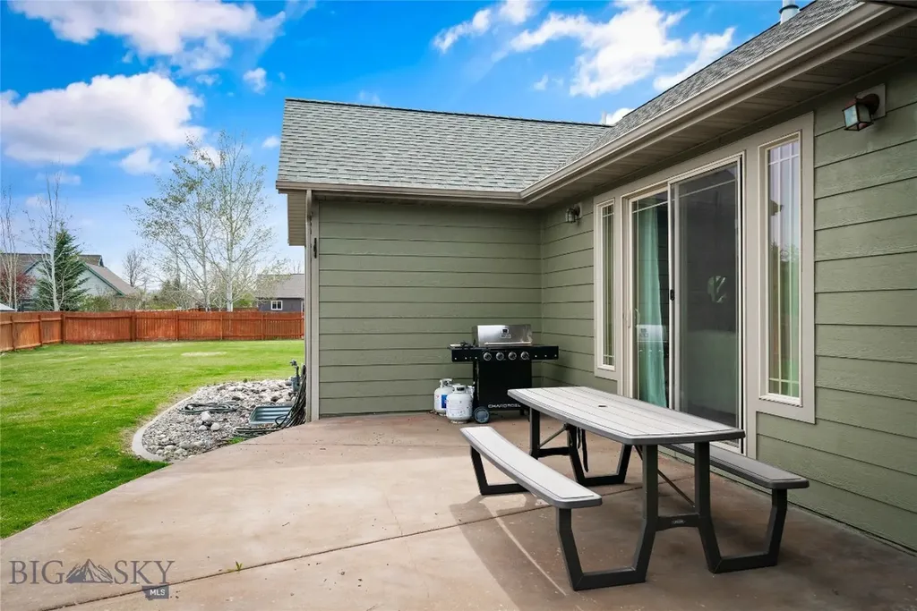 16 Harvester Lane Belgrade MT 59714
