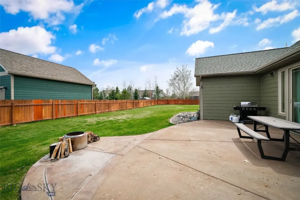 16 Harvester Lane Belgrade MT 59714