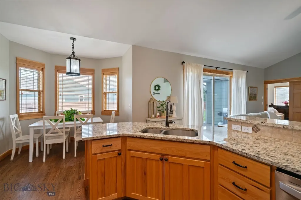16 Harvester Lane Belgrade MT 59714