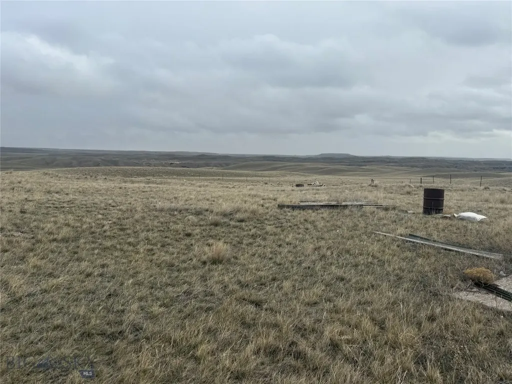 2273 E Pishkun Lane Augusta MT 59410