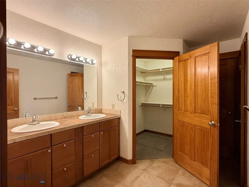 4662 Glenwood Drive Bozeman MT 59718