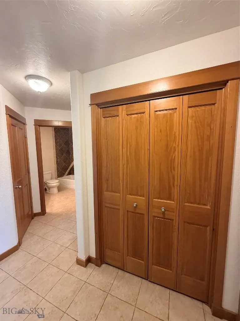 4662 Glenwood Drive Bozeman MT 59718