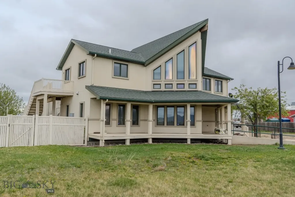 3012 L Drive Helena MT 59602