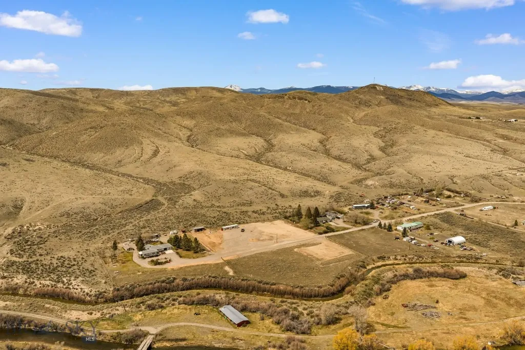 1320 Lovers Leap Road Dillon MT 59725