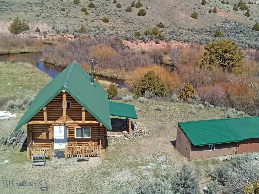 6275 Lower Grasshopper Road Dillon MT 59725