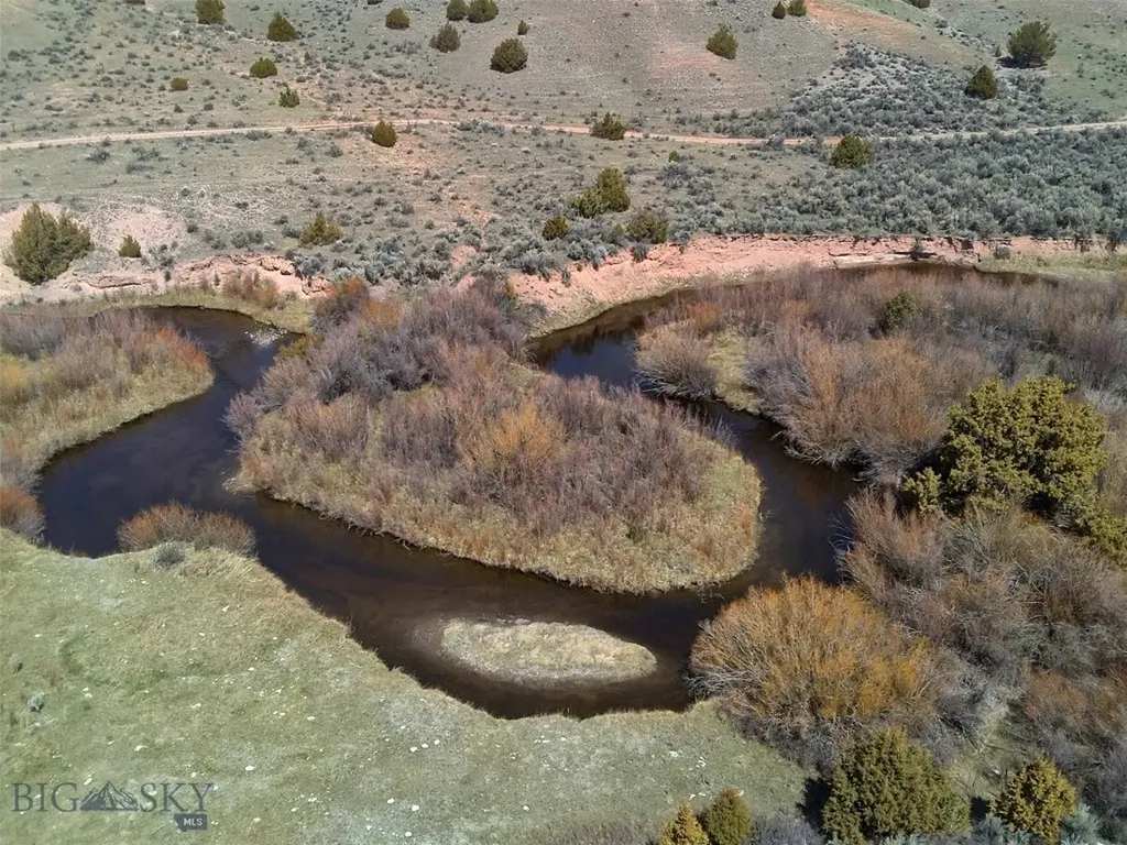 6275 Lower Grasshopper Road Dillon MT 59725