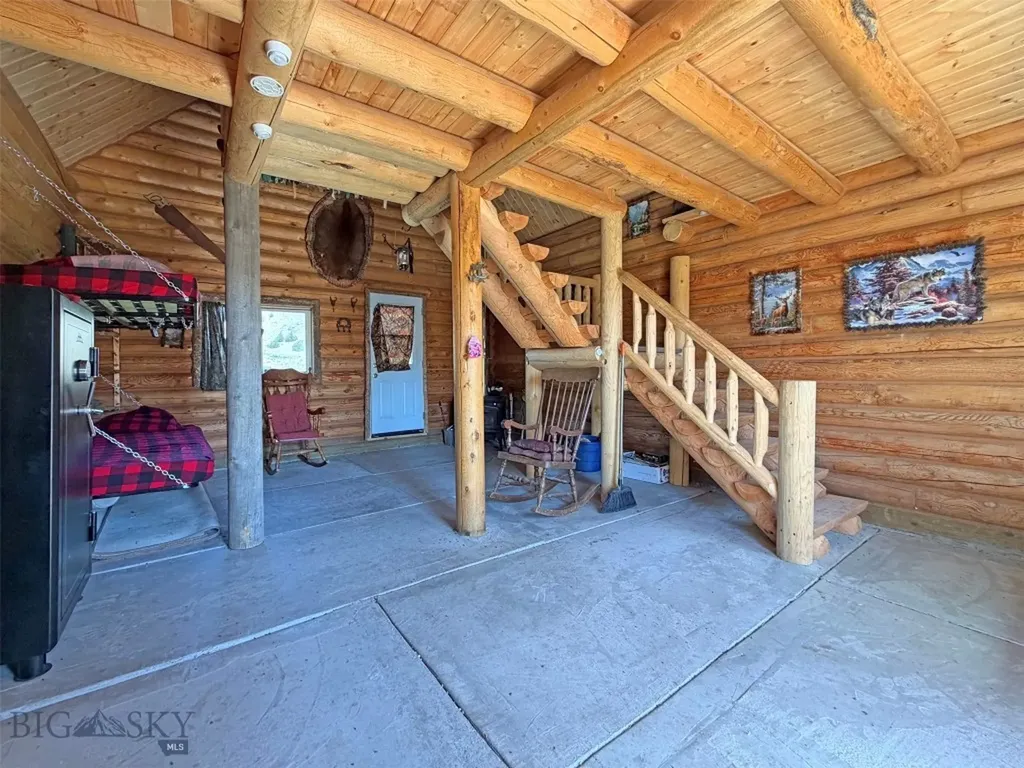 6275 Lower Grasshopper Road Dillon MT 59725