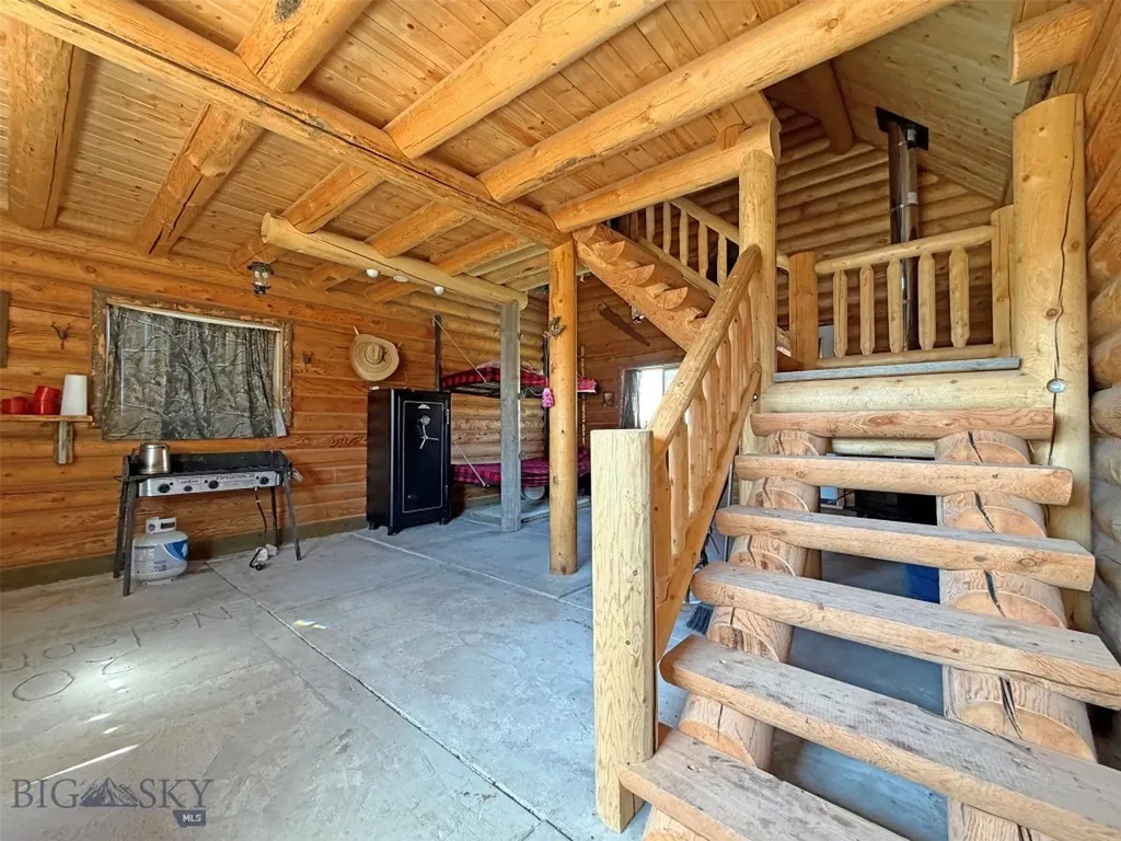 6275 Lower Grasshopper Road Dillon MT 59725